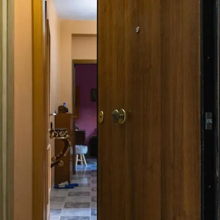 公寓 Tranquil Urban Space